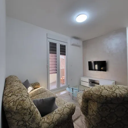 D Altina Apartment Belgrade