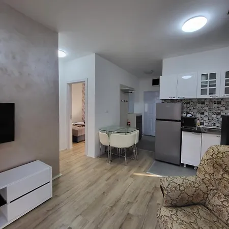 D Altina Apartment